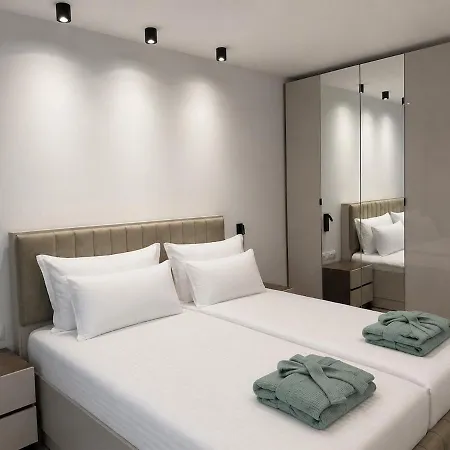 Modern Sea With Pool & Апартамент
